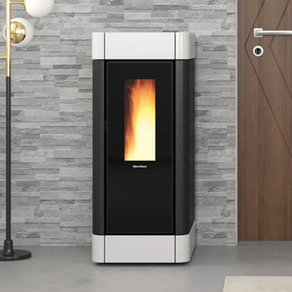 Poêle à granulés Sinfony design moderne noir et blanc avec flamme allumée 11 kW