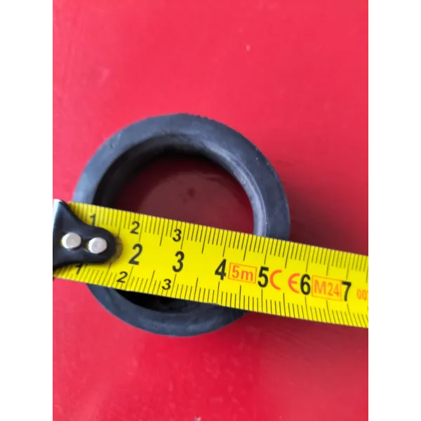 Joint torique en caoutchouc noir pour collier de serrage sans fin avec mètre de mesure
