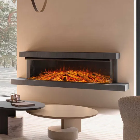 Cheminée électrique murale Lumen avec cadre anthracite et effet flammes LED dans salon moderne