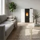 Poêle à granulés design moderne Linea VZ 8 kW blanc installé dans un salon contemporain