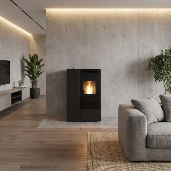 Poêle à granulés extra plat canalisable Eva Calor Pia noir installé dans un salon contemporain