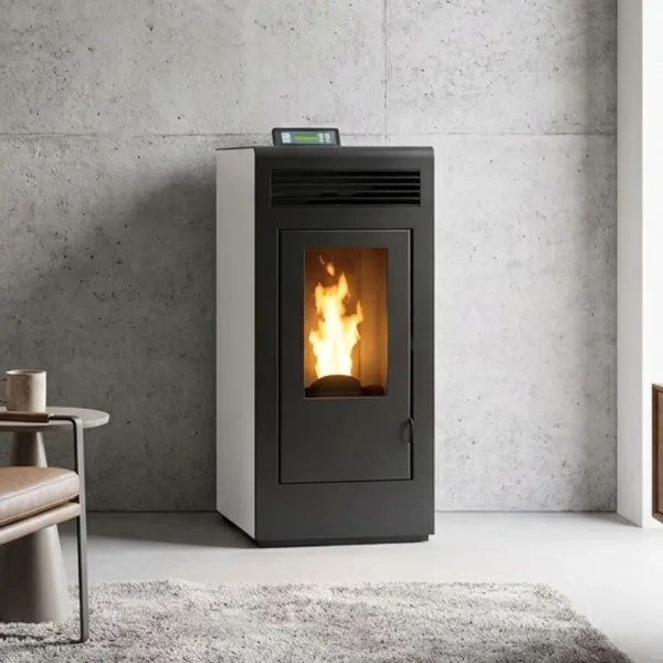Poêle à granulés étanche Marina 13C avec sortie concentrique supérieure installé dans un intérieur moderne
